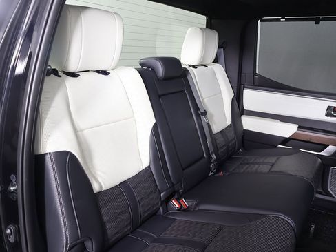 Used 2023 Toyota Tundra Capstone image 31