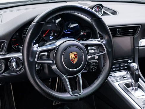 Certified 2017 Porsche 911 Carrera RWD image 12