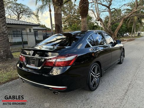 Used 2016 Honda Accord Sport image 5
