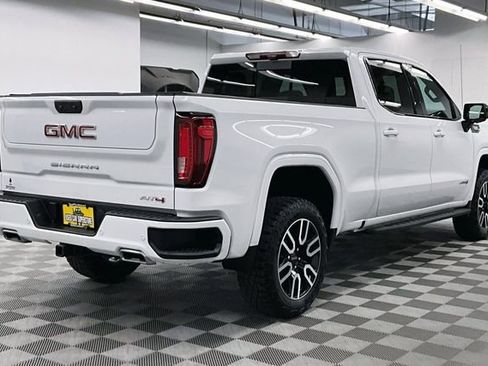 Used 2025 GMC Sierra 1500 AT4 w/ Technology Package image 14