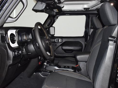 Used 2024 Jeep Wrangler Unlimited Sport AWD/4WD image 32