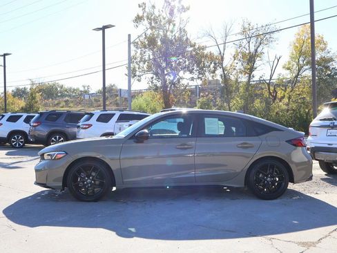 Certified 2025 Honda Civic Sport image 4