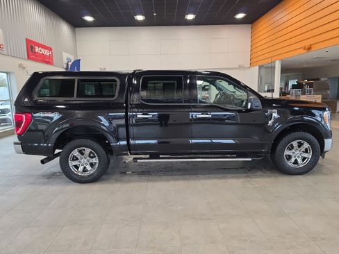 Used 2021 Ford F150 XLT w/ Equipment Group 302A High AWD/4WD image 9