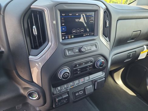 New 2025 Chevrolet Silverado 2500 W/T image 19