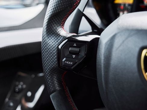 Used 2016 Lamborghini Aventador LP 750-4 Superveloce AWD/4WD image 57
