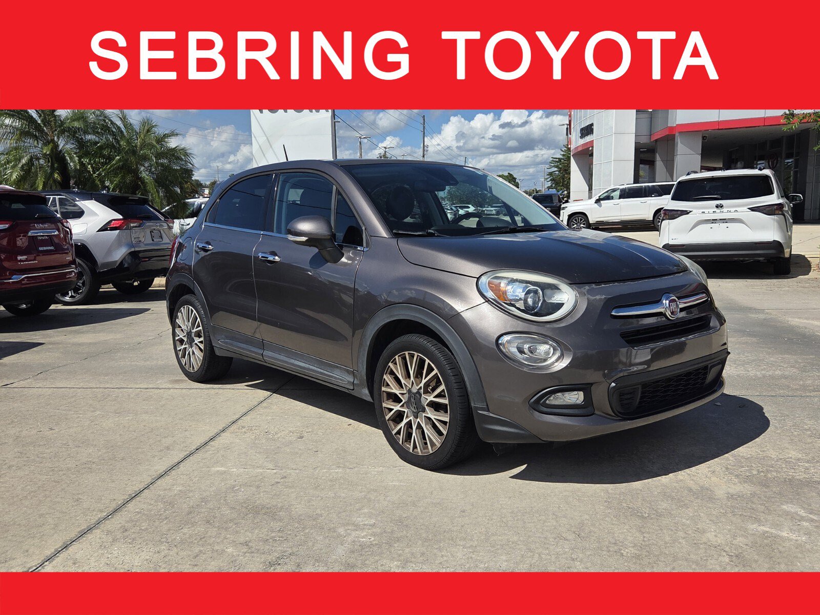 Used 2017 FIAT 500X Lounge w/ Lounge Premium Package (FWD) image 1