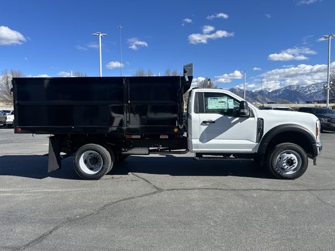 New 2025 Ford F450 XL w/ XL Chrome Package image 7