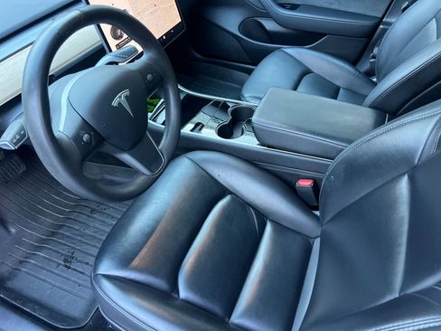 Used 2020 Tesla Model 3 Long Range image 10