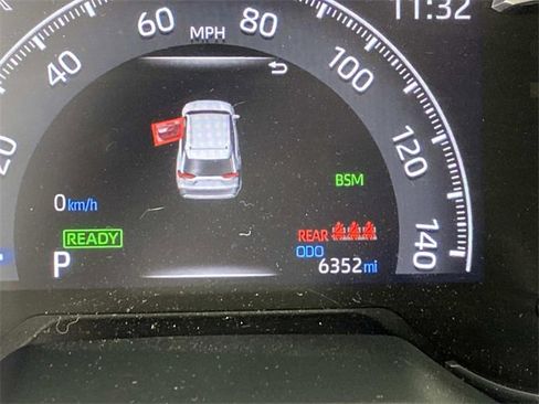 Used 2024 Toyota RAV4 XLE w/ Convenience Package image 19