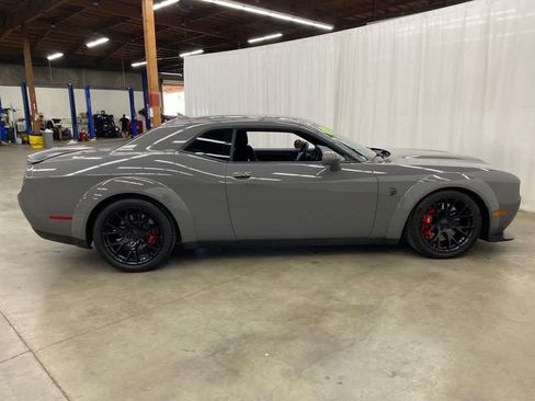 Used 2019 Dodge Challenger SRT Hellcat Redeye RWD image 7