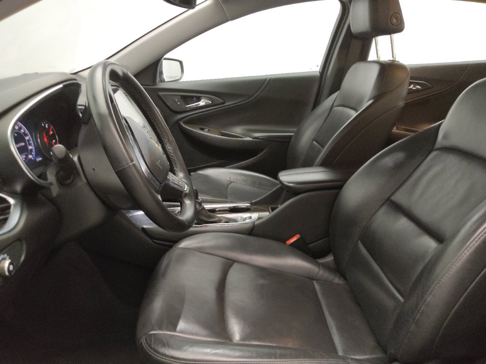 Used 2024 Chevrolet Malibu LT FWD image 17