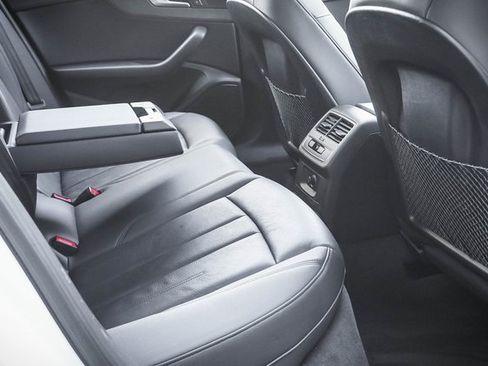 Used 2019 Audi A4 2.0T Premium image 23