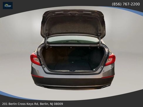 Used 2018 Honda Accord Sport image 13