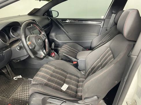 Used 2010 Volkswagen GTI 2-Door FWD image 2