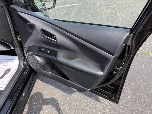 Used 2017 Toyota Prius Four Touring image 25