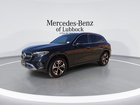 Certified 2025 Mercedes-Benz GLC 350e 4MATIC image 4