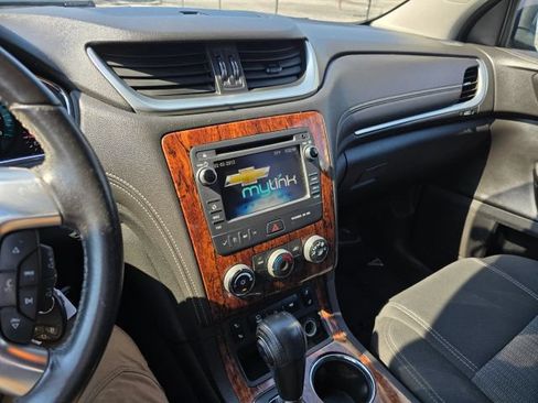 Used 2014 Chevrolet Traverse LT w/ All-Star Edition FWD image 26