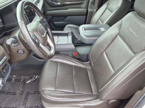 Used 2023 GMC Yukon XL Denali w/ Max Trailering Package RWD image 17