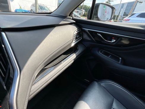 Used 2020 Subaru Outback Limited image 18