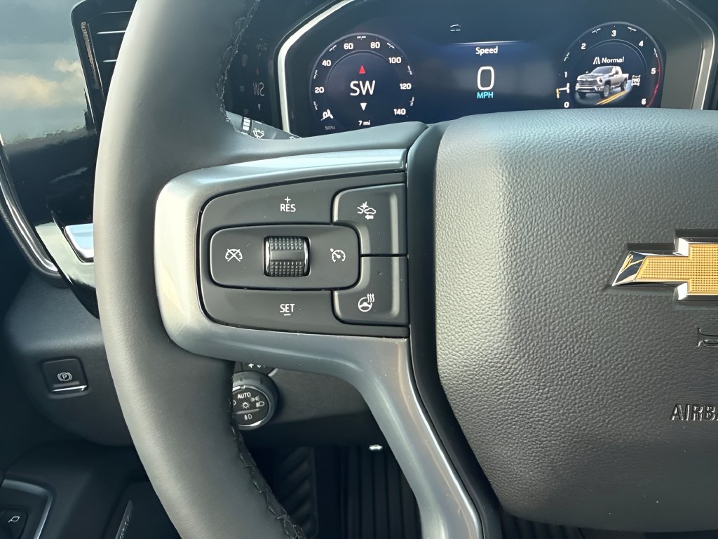 New 2026 Chevrolet Silverado 2500 LTZ w/ LTZ Convenience Package AWD/4WD image 16