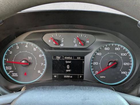 Used 2019 Chevrolet Equinox LS image 11