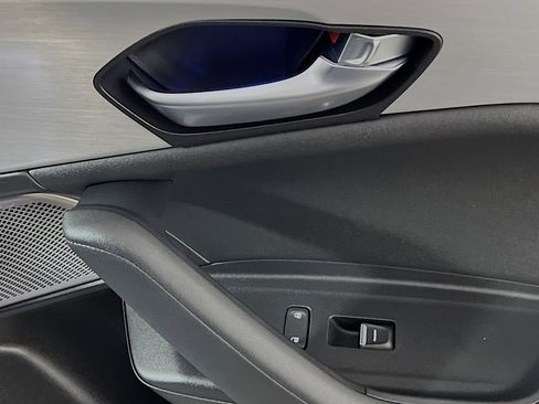 Used 2023 Acura TLX w/ Technology Package image 32