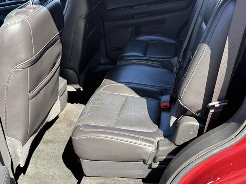 Used 2013 Ford Explorer XLT image 16