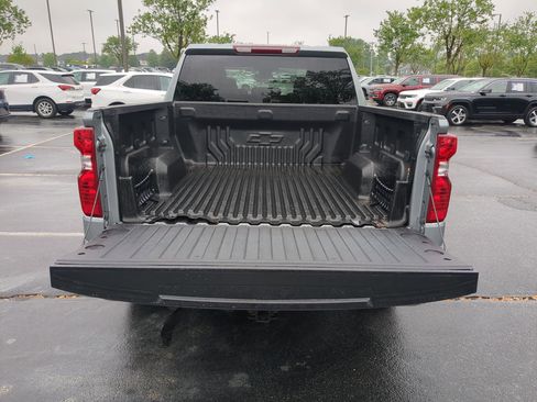 Used 2024 Chevrolet Silverado 1500 LT AWD/4WD image 31