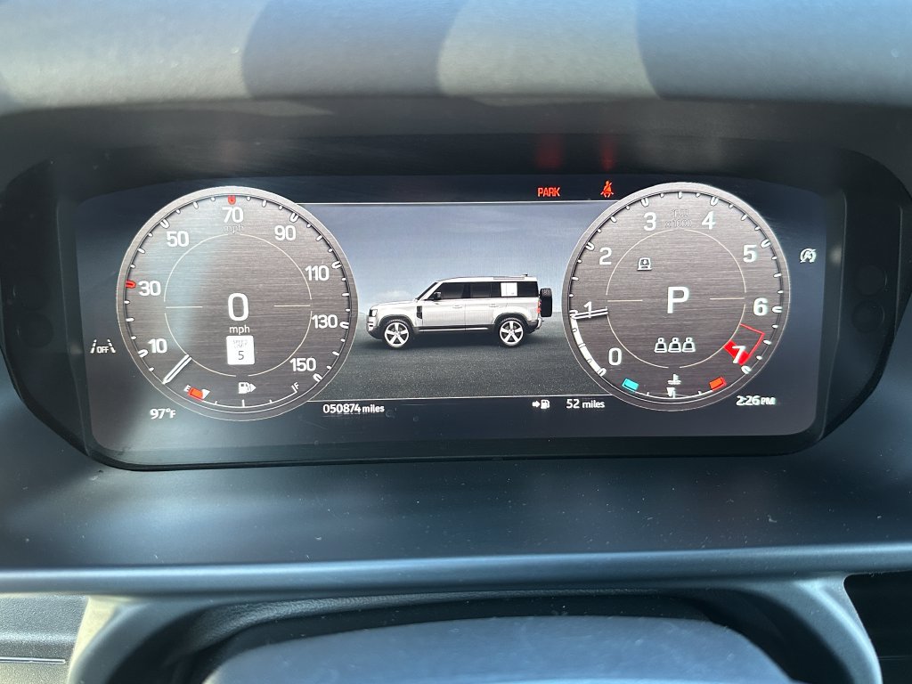 Used 2024 Land Rover Defender 110 S AWD/4WD image 28