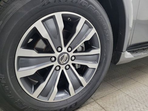 Used 2018 Nissan Armada SL w/ Premium Package image 31