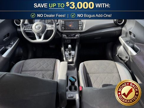 Used 2019 Nissan Kicks SV FWD image 17