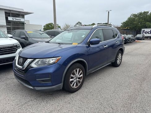 Used 2019 Nissan Rogue SV image 15