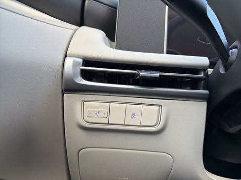 New 2026 Hyundai Tucson SE image 28