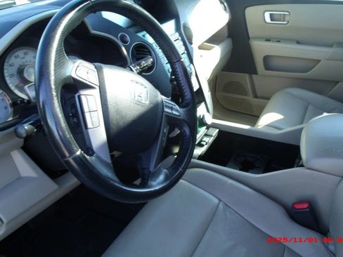 Used 2009 Honda Pilot Touring image 4