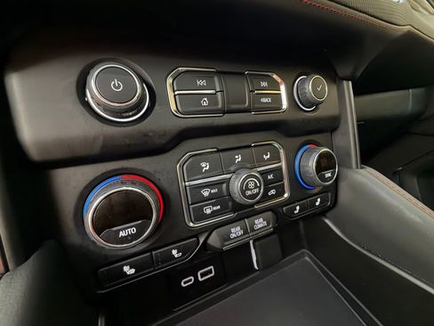 Used 2024 Chevrolet Tahoe RST w/ Luxury Package AWD/4WD image 24