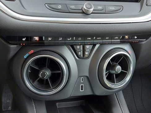 Used 2024 Chevrolet Blazer LT w/ Convenience Package image 41