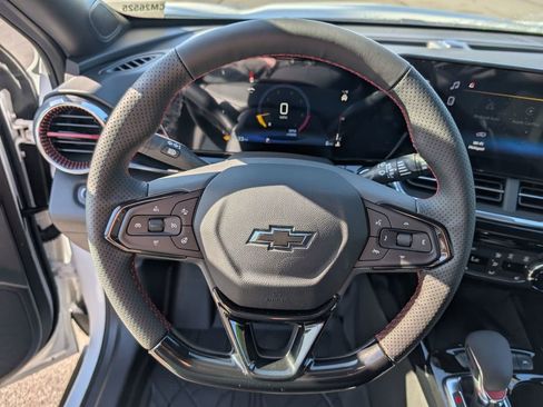 New 2026 Chevrolet Trax RS w/ Sunroof Package FWD image 13