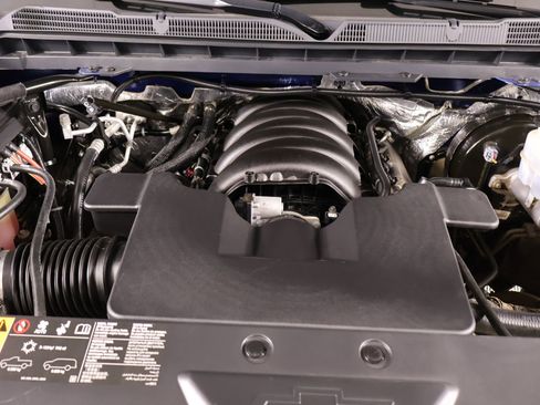 Used 2018 Chevrolet Silverado 1500 LT w/ All Star Edition image 18