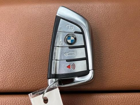 Used 2019 BMW X5 xDrive40i w/ Premium Package 2 AWD/4WD image 28
