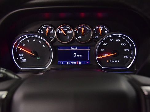 Used 2020 Chevrolet Silverado 1500 LT Trail Boss AWD/4WD image 18