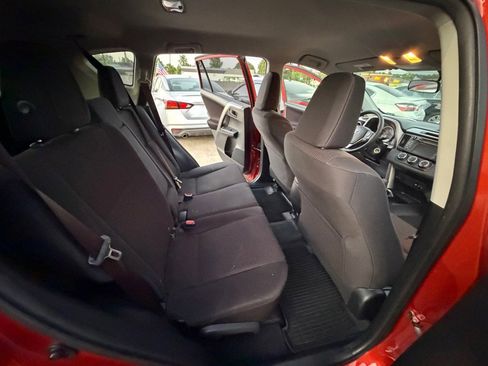 Used 2016 Toyota RAV4 LE FWD image 10