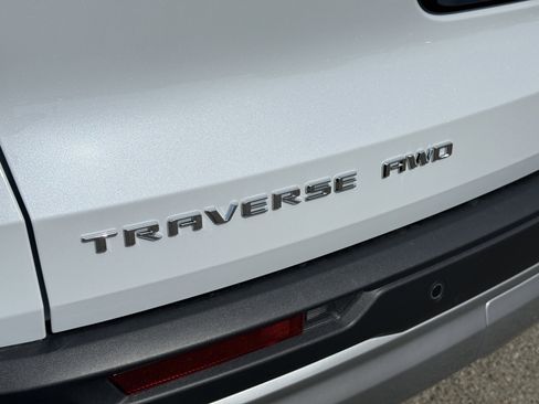 New 2026 Chevrolet Traverse LT w/ Sun and Wheel Package AWD/4WD image 37