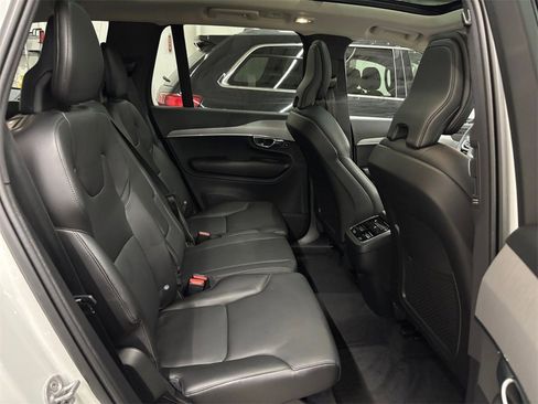 Certified 2023 Volvo XC90 B5 Core w/ Climate Package image 18