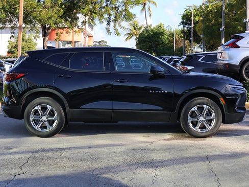 Used 2023 Chevrolet Blazer LT image 16