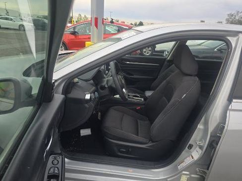 Used 2023 Nissan Altima 2.5 SV image 19