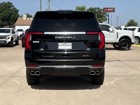 Used 2025 GMC Yukon Denali AWD/4WD image 4
