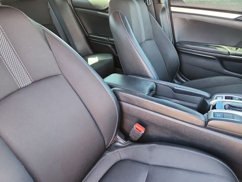 Used 2019 Honda Civic Sport image 13