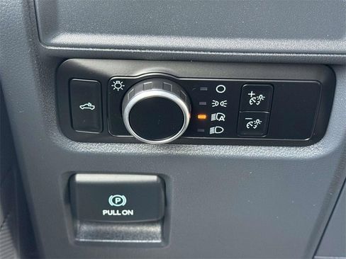 Used 2024 Ford F150 XL image 24