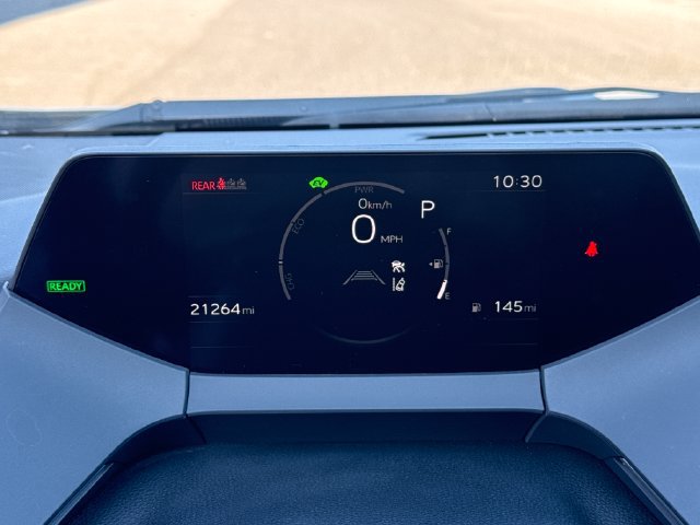Used 2023 Toyota Prius XLE FWD image 15