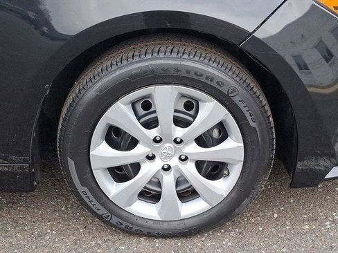 Certified 2021 Toyota Corolla LE image 28